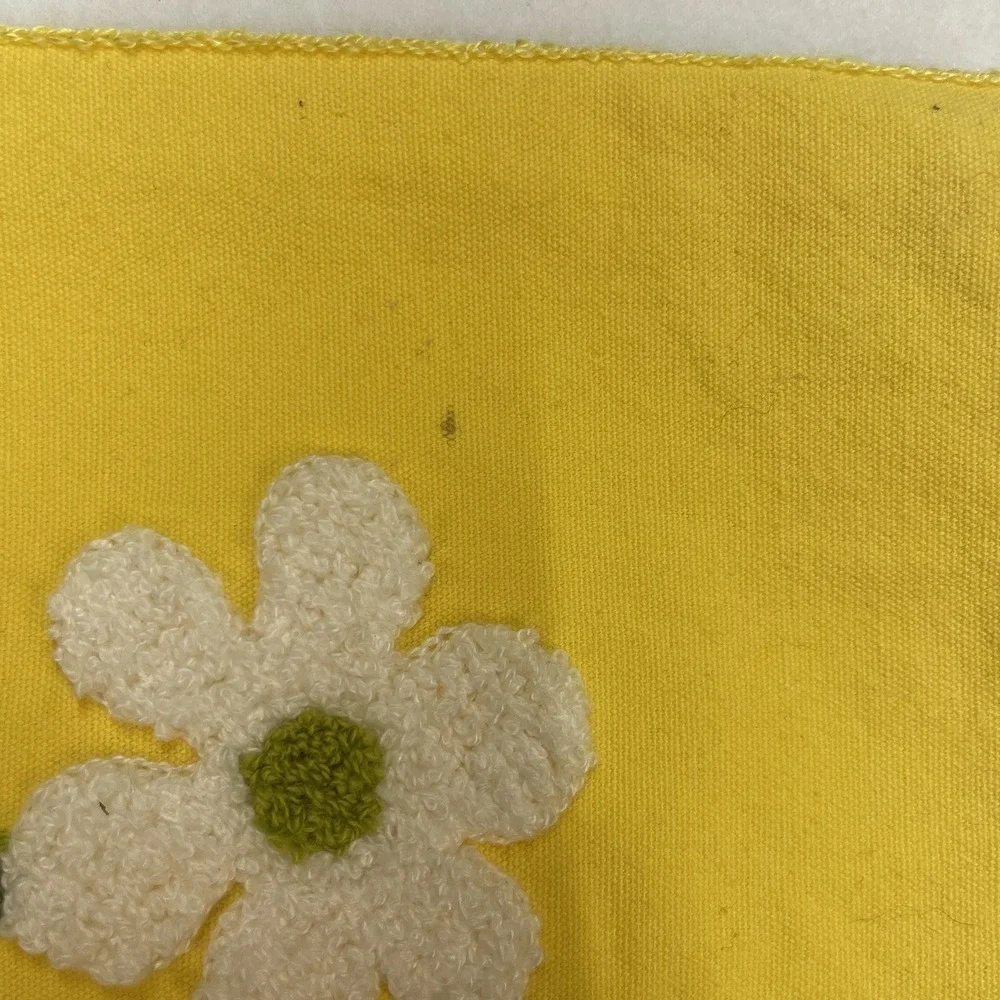 VTG 70s Pillow Cover Boho Latch Hook Rug Vase Yellow MCM‎ Shag 16